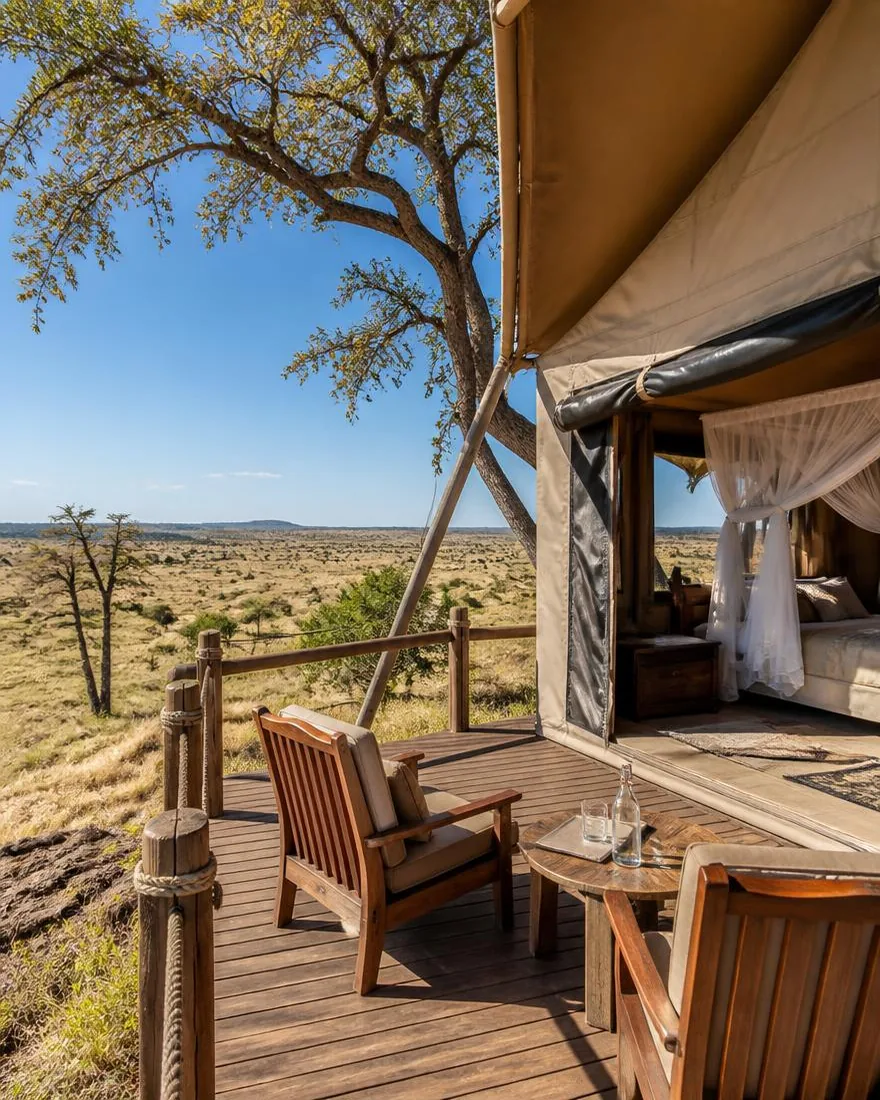 Tented safari suite in Masai Mara, Kenya — 5-star luxury stay booked by Voyalys